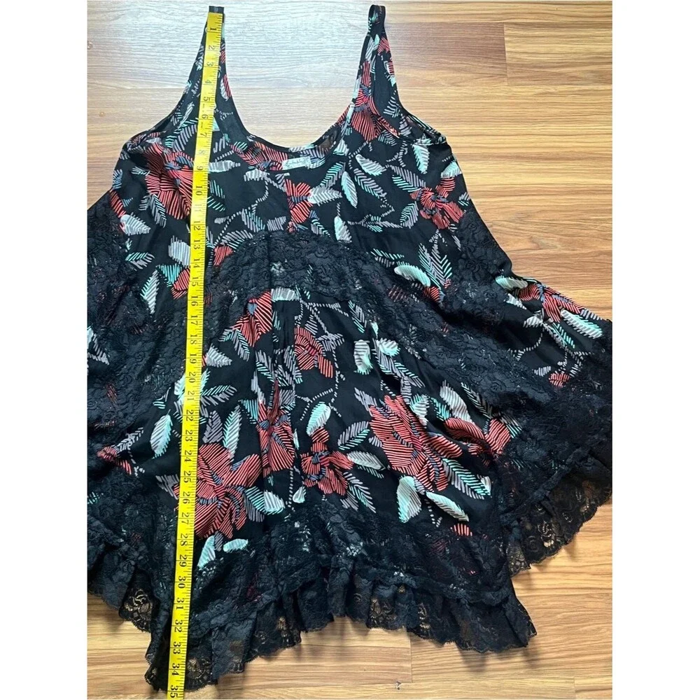 Boho Floral Lace-Trim Swing Dress - Black with Red Floral